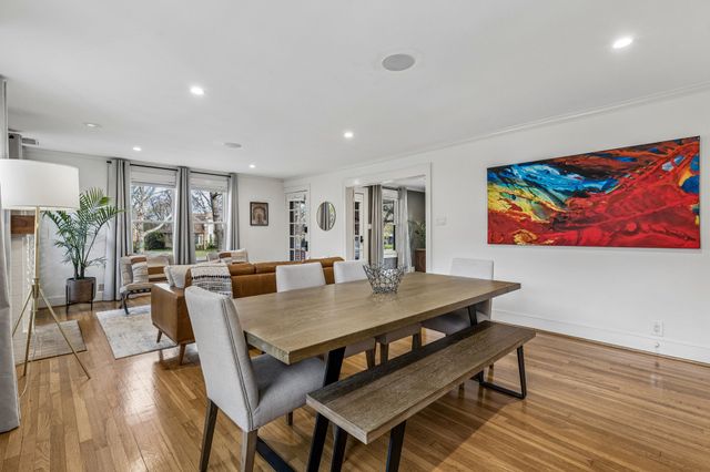 1419 S Montreal Avenue, Dallas, TX 75208