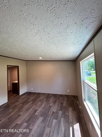 4821 Guinn Rd, Knoxville, TN 37931