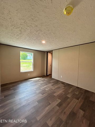 4821 Guinn Rd, Knoxville, TN 37931