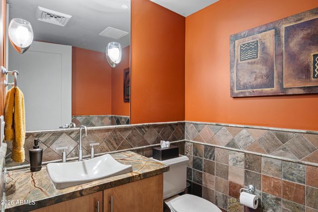 140 E RIO SALADO Parkway 610, Tempe, AZ 85281