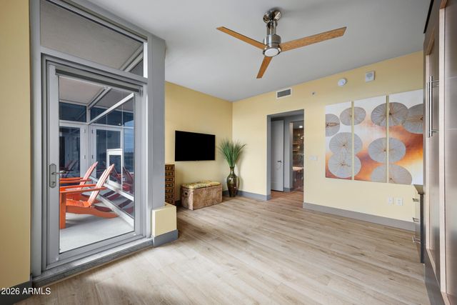 140 E RIO SALADO Parkway 610, Tempe, AZ 85281