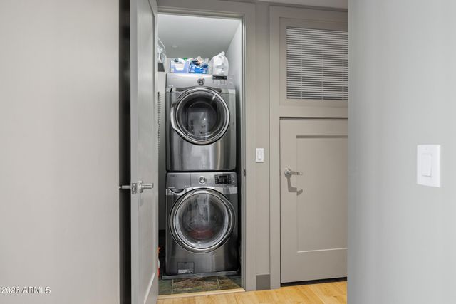 140 E RIO SALADO Parkway 610, Tempe, AZ 85281