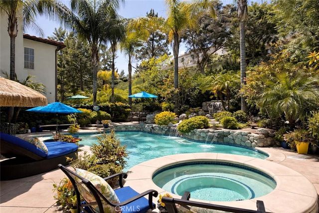 24608 Garland, Valencia, CA 91355