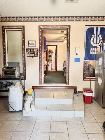 1510 S Fort Worth, Midland, TX 79701