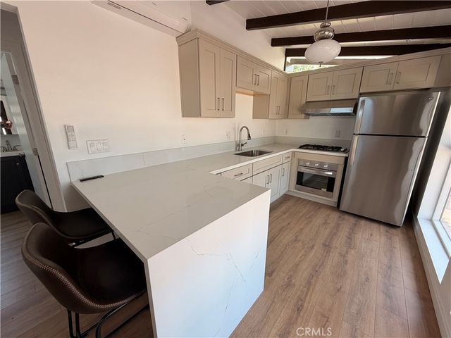 3035 A Lees, Long Beach, CA 90808