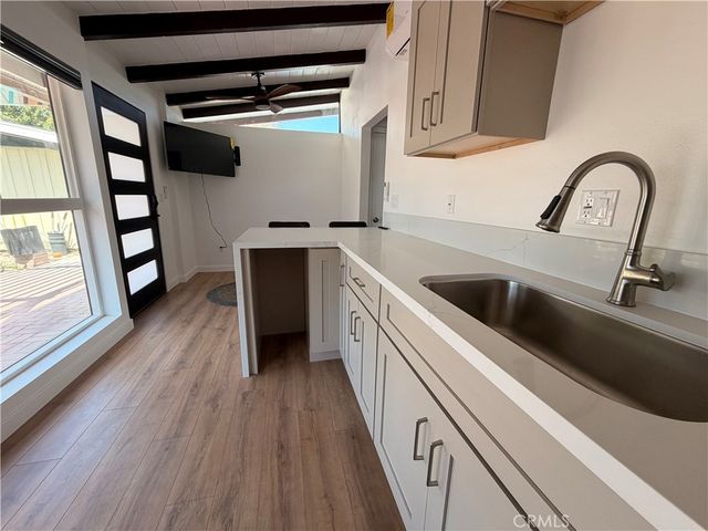 3035 A Lees, Long Beach, CA 90808