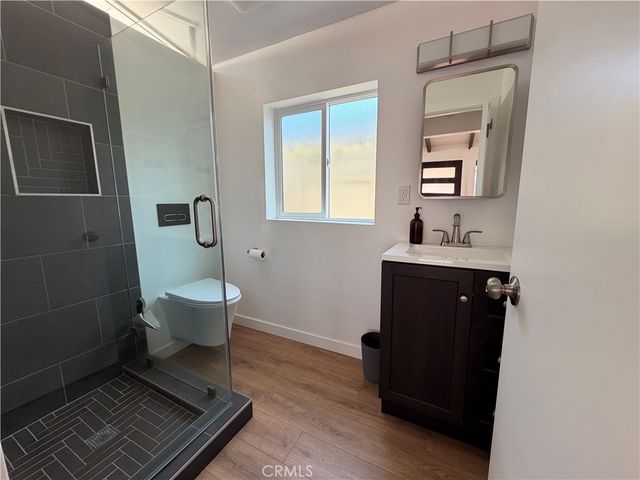 3035 A Lees, Long Beach, CA 90808