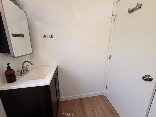 3035 A Lees, Long Beach, CA 90808