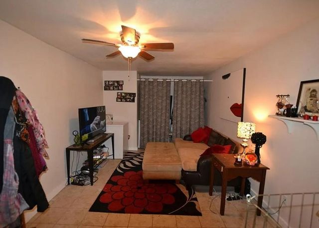 808 E 46th ST B, Austin, TX 78751