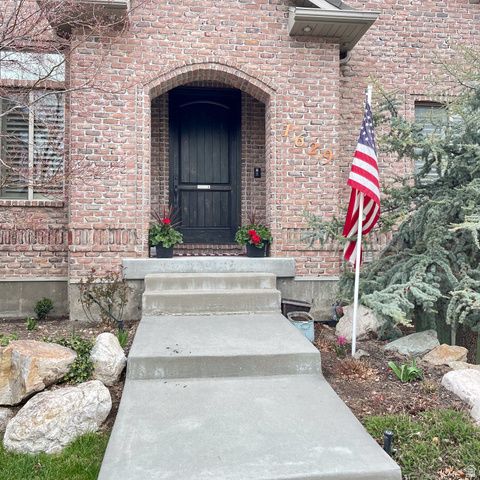 1629 S 150 W, Kaysville, UT 84037