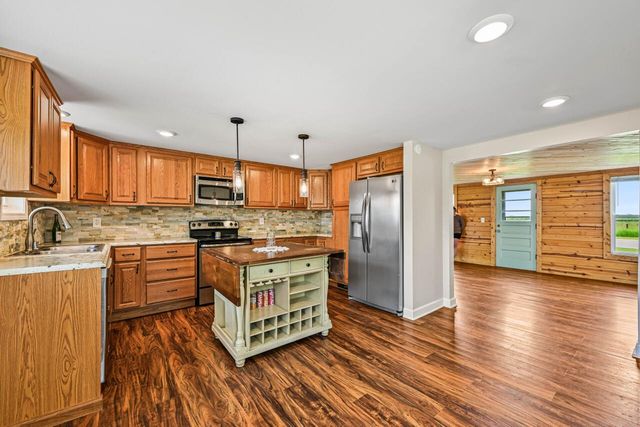 24324 W Overson ROAD, Union Grove, WI 53182