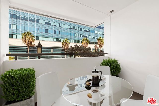 1234 Wilshire Boulevard 204, Los Angeles, CA 90017
