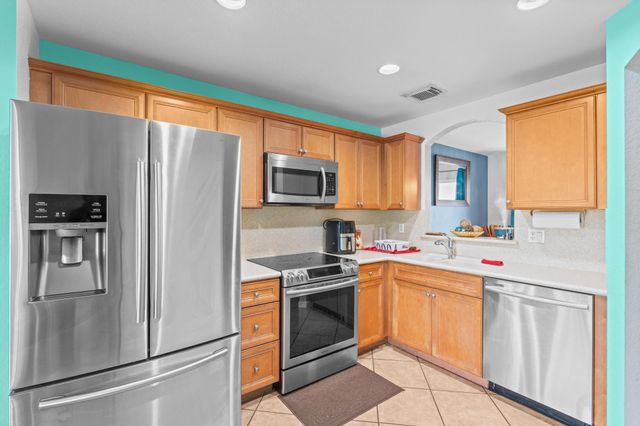 6107 Sandy Bank Terrace, Riviera Beach, FL 33407