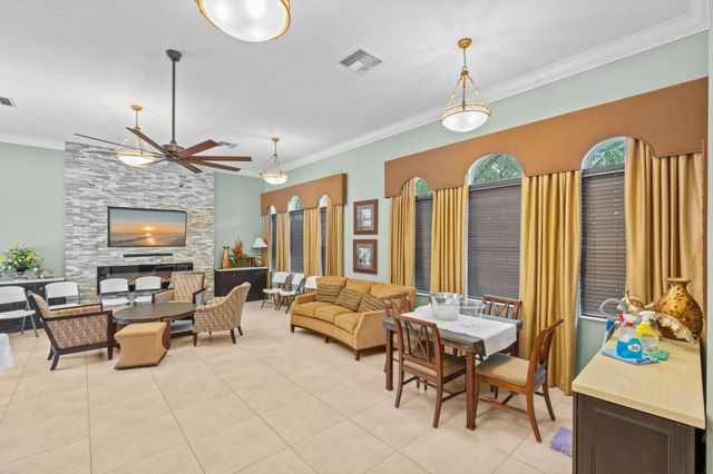 6107 Sandy Bank Terrace, Riviera Beach, FL 33407