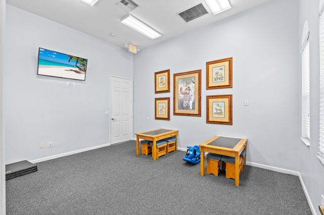 6107 Sandy Bank Terrace, Riviera Beach, FL 33407