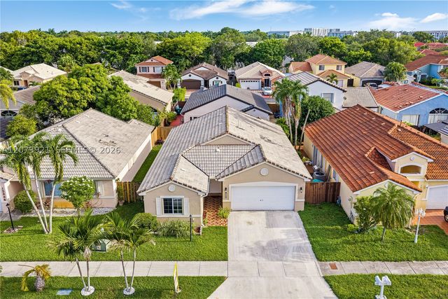 15840 SW 85th St, Miami, FL 33193