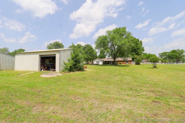 19110 E 97th Street, Broken Arrow, OK 74012