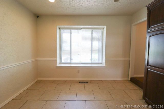 19110 E 97th Street, Broken Arrow, OK 74012