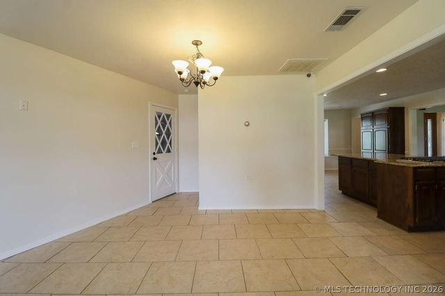 19110 E 97th Street, Broken Arrow, OK 74012