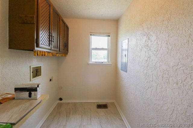 19110 E 97th Street, Broken Arrow, OK 74012