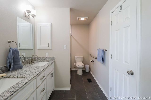 19110 E 97th Street, Broken Arrow, OK 74012