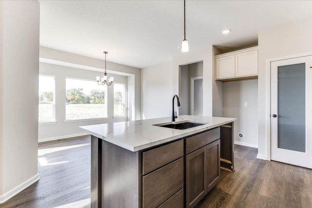 2224 E Arrowhead St, Andover, KS 67002