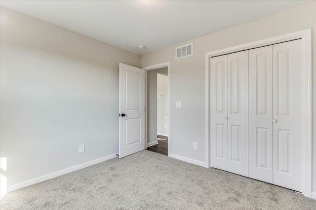 2224 E Arrowhead St, Andover, KS 67002