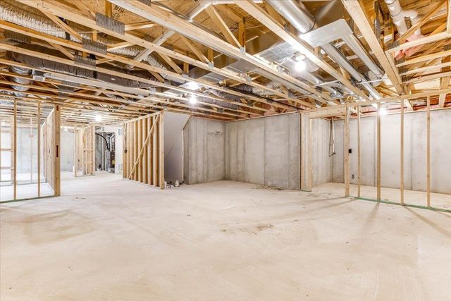 2224 E Arrowhead St, Andover, KS 67002