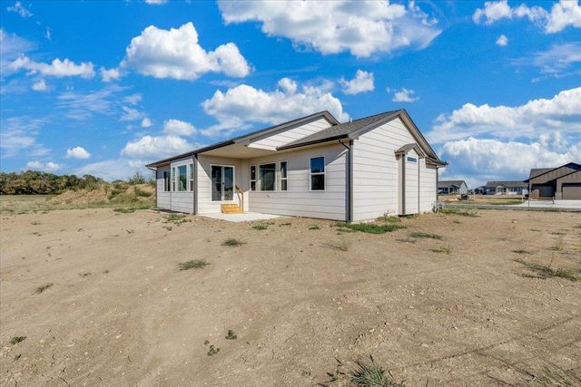 2224 E Arrowhead St, Andover, KS 67002