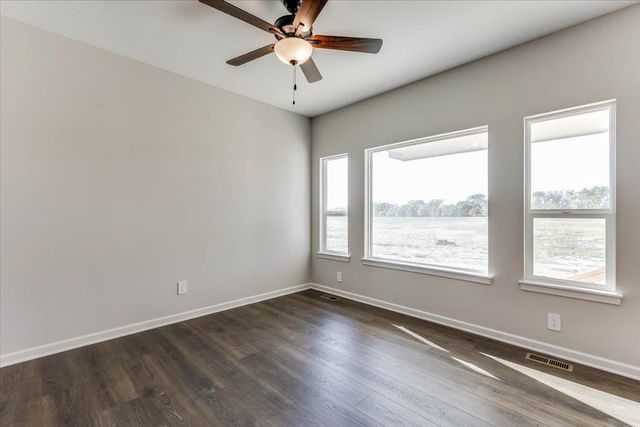 2224 E Arrowhead St, Andover, KS 67002