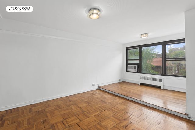 9851 64th Ave Apt 4J, New York City, NY 11374