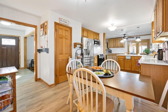 16500 Willow Ridge LANE, Brookfield, WI 53005