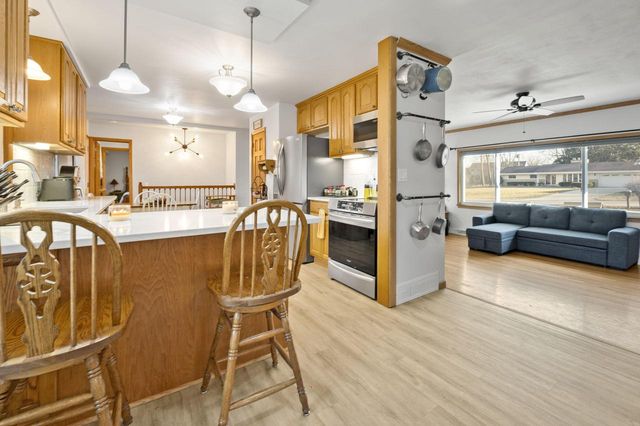 16500 Willow Ridge LANE, Brookfield, WI 53005