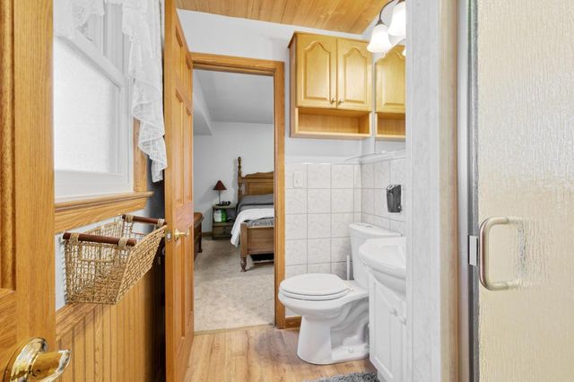 16500 Willow Ridge LANE, Brookfield, WI 53005