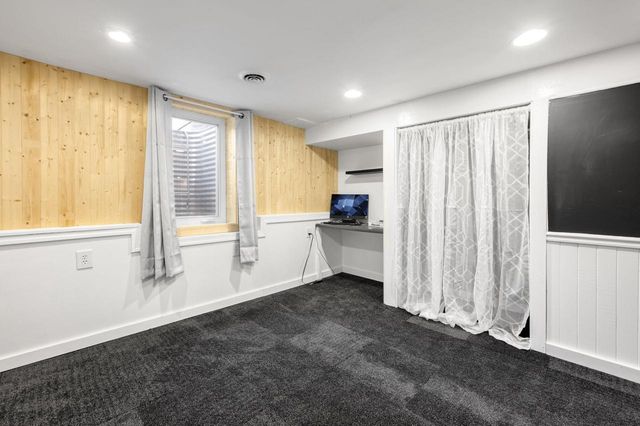 16500 Willow Ridge LANE, Brookfield, WI 53005