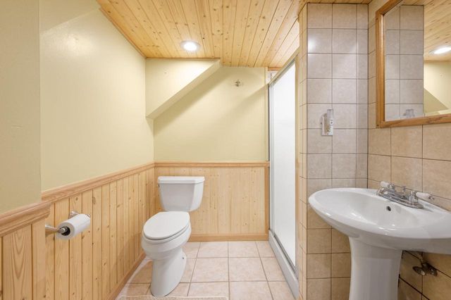 16500 Willow Ridge LANE, Brookfield, WI 53005