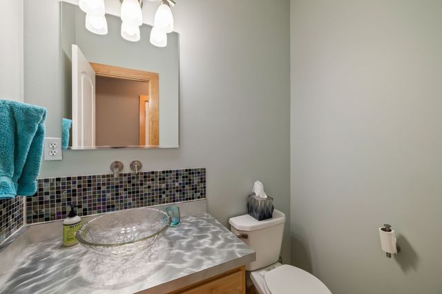 5683 Long Meadow Court, Johnston, IA 50131