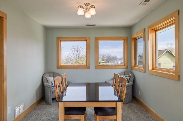 5683 Long Meadow Court, Johnston, IA 50131