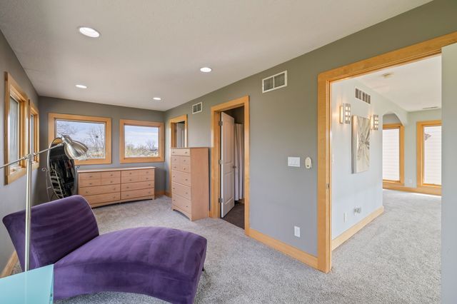 5683 Long Meadow Court, Johnston, IA 50131