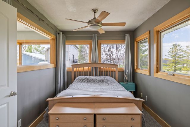 5683 Long Meadow Court, Johnston, IA 50131