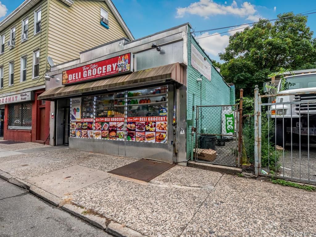 26 W Third Street, Mount Vernon, NY 10550 — exterior