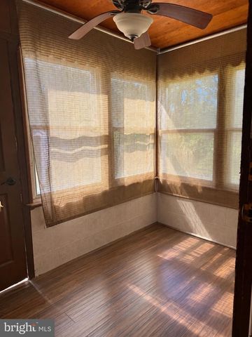 17 OLD NEW RD, Monmouth Junction, NJ 08852