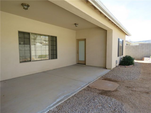 2063 John Wayne Drive, Kingman, AZ 86409