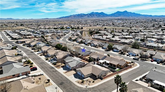 2063 John Wayne Drive, Kingman, AZ 86409