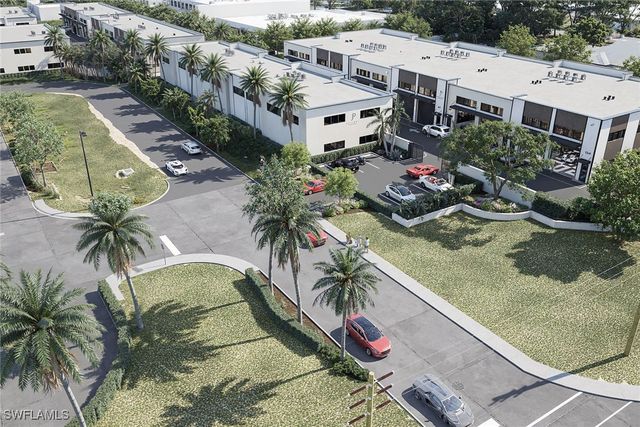 3106 N Horseshoe DR F5, Naples, FL 34104