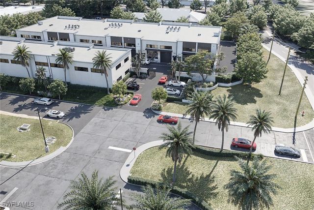 3106 N Horseshoe DR F5, Naples, FL 34104