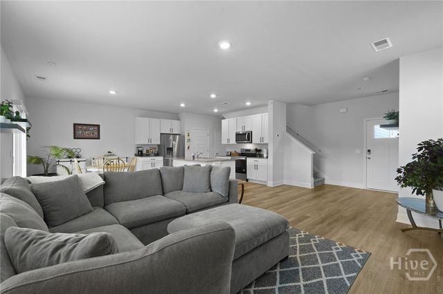 82 Cypress Loop, Port Wentworth, GA 31407