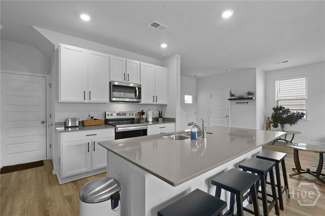 82 Cypress Loop, Port Wentworth, GA 31407