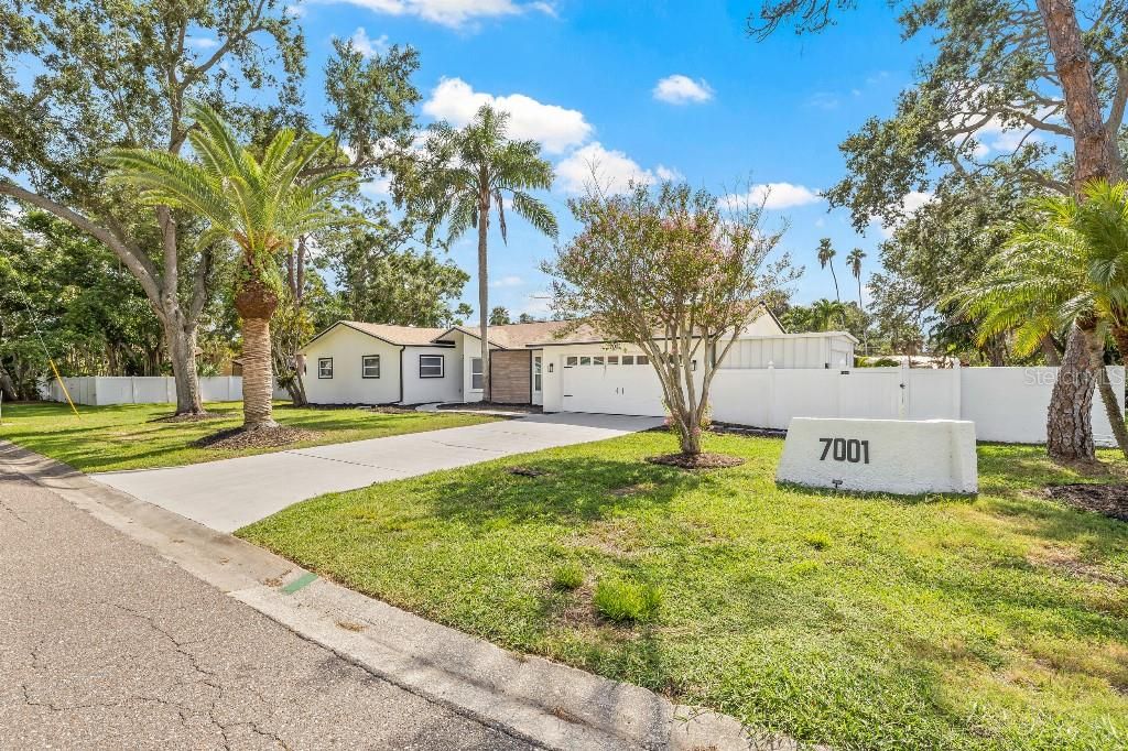 7001 DR MARTIN LUTHER KING JR STREET S, St Petersburg, FL 33705