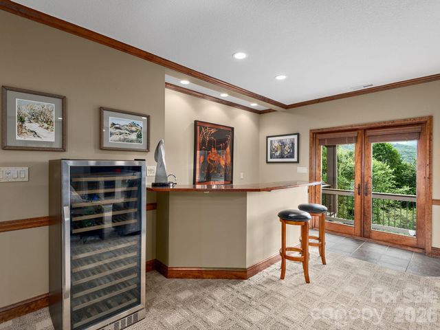 37 Enclave Drive, Waynesville, NC 28786